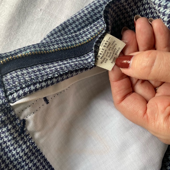 Vintage Lee jeans for kids. No size but fit 8 year old boy - Picture 3 of 4